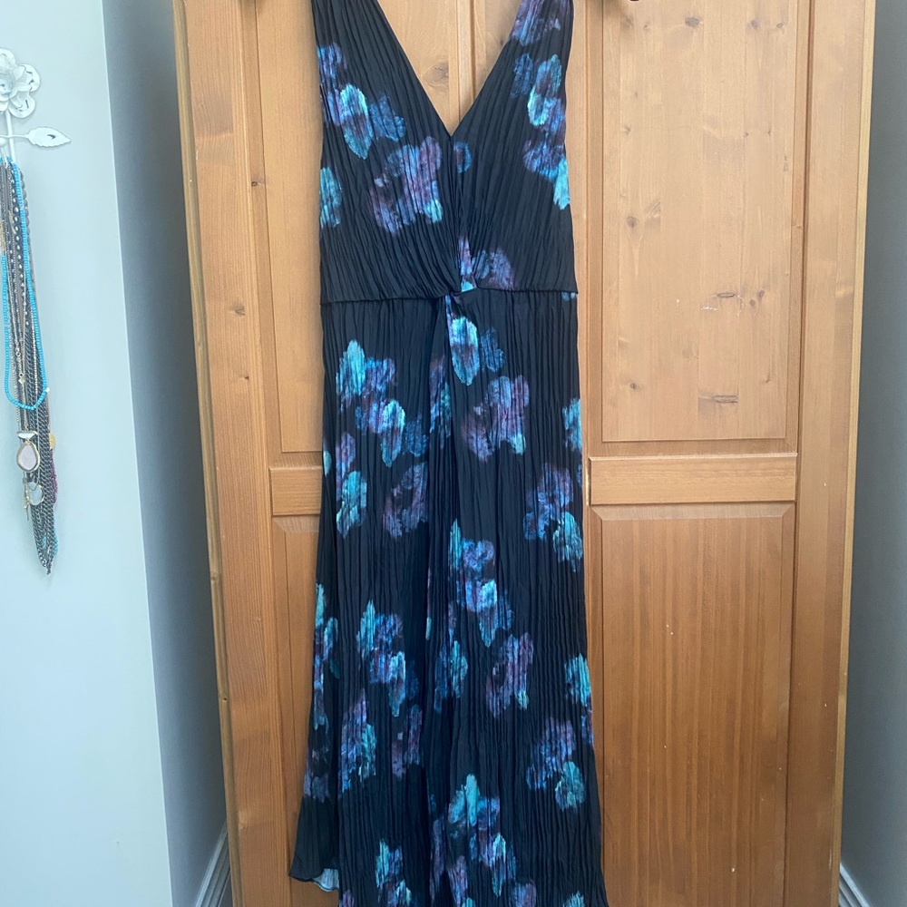 Vince Black and Blue midi  Dress size 6